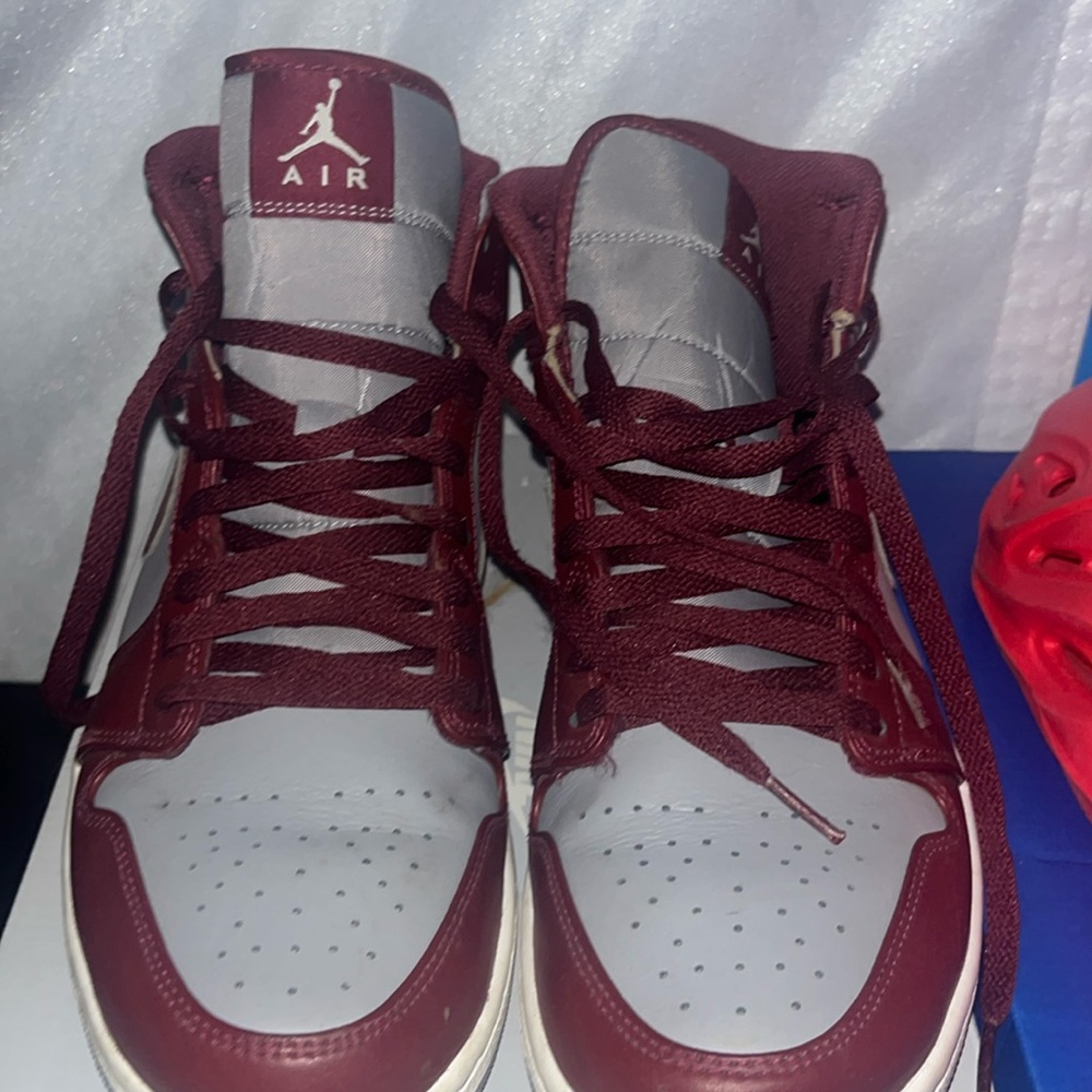 COPY - Nike air jordan 1 burgundy